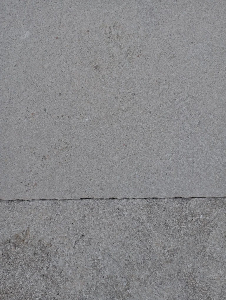 Dallage et margelle Antiquaire