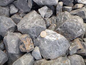 rocaille a gabion noir basalt 80/150