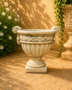 vase nervuré avec anses blanc n° 1110